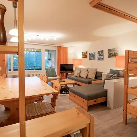 Rothornblick 41 By アパート