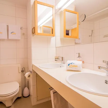 Rothornblick 41 By شقة